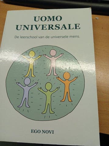 Uomo Universale De leerschool van de universele mens, Boeken, Verzenden, Gelezen