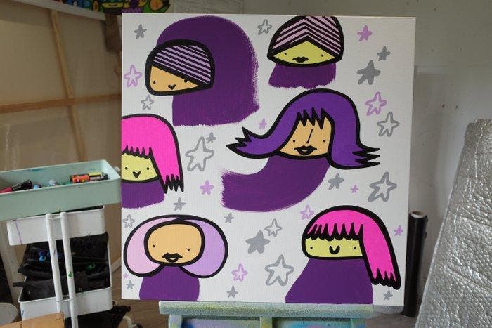 Kev Munday - Brush Girls, Antiquités & Art, Art | Peinture | Moderne