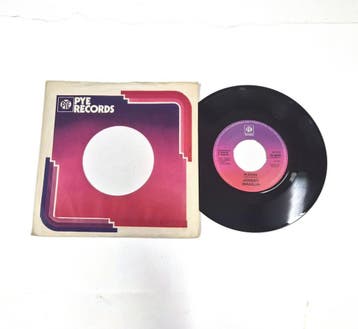 Johnny Wakelin – In Zaire / You Got The Bug, Verzenden