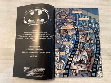 Batman Movie (1989) Official Comic-book Adaptation of the, Livres