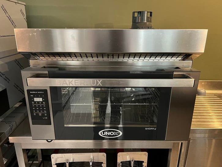 SHOWMODEL: UNOX Bakerlux Shop Pro LED heteluchtoven 3 laags, Articles professionnels, Horeca | Équipement de cuisine, Enlèvement ou Envoi