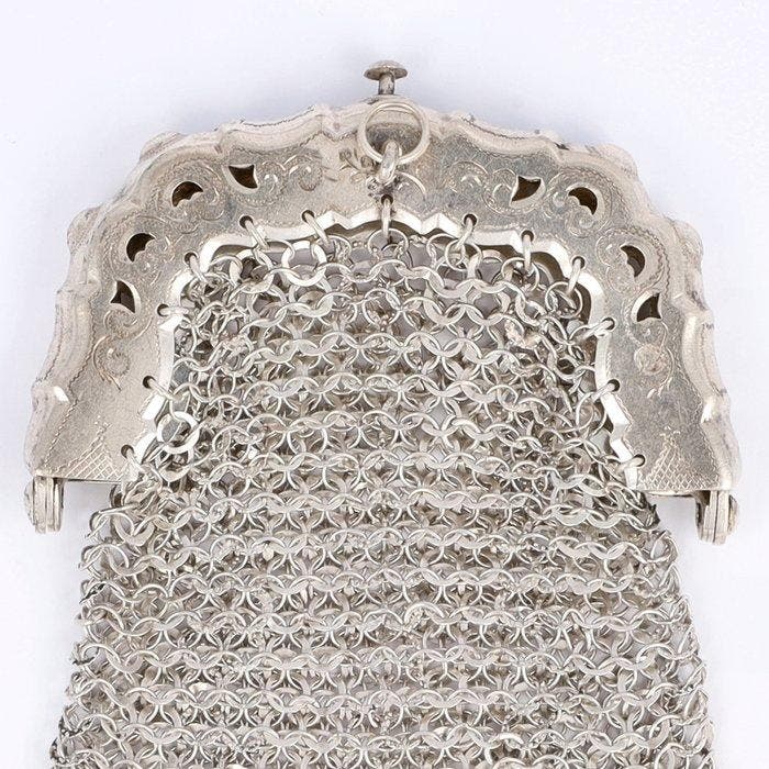 J.C. van der Ree - Beugelbeursje Maliënkolder -, Antiek en Kunst, Antiek | Zilver en Goud