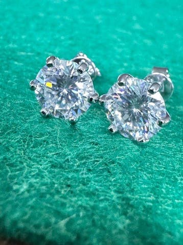 4 ct fonkelende moissaniet damesoorstekers 925