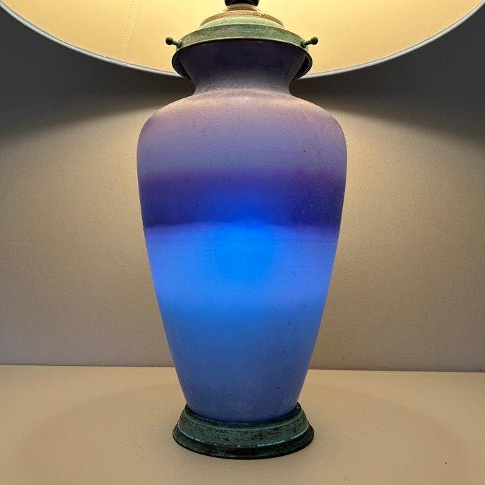 Lampe de table - Verre - Arc-en-ciel, Antiquités & Art, Curiosités & Brocante