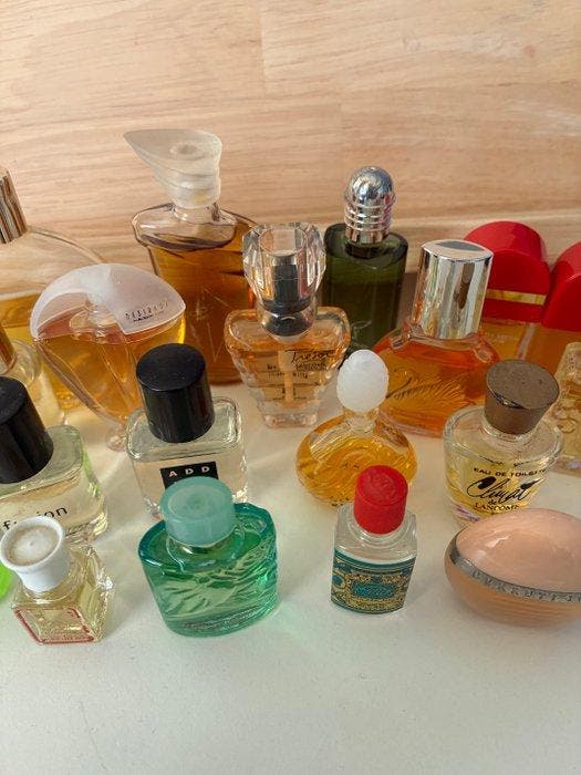Collection thématique - Collection de 20 miniatures de, Antiek en Kunst, Antiek | Speelgoed
