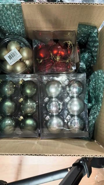 Restantenbox Kerstballen Bekijk video voor inhoud, Nieuw