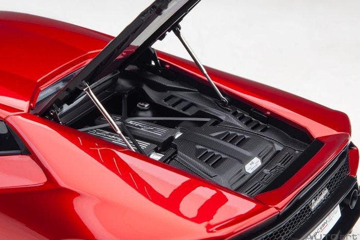 Autoart 1:18 - Modelauto - Lamborghini Huracan Evo - Rosso, Hobby & Loisirs créatifs, Voitures miniatures | 1:5 à 1:12