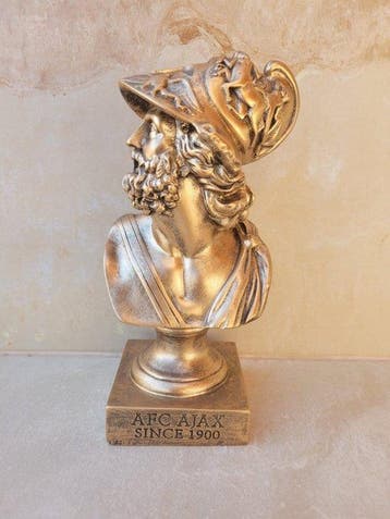 Buste AJAX brons. AFC Ajax, Nieuw