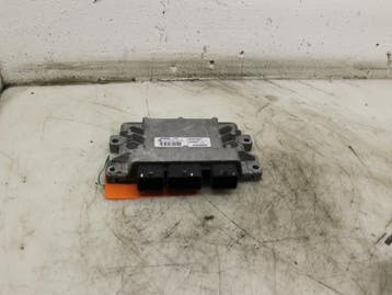 Computer Motormanagement Renault Modus O72286, Nieuw