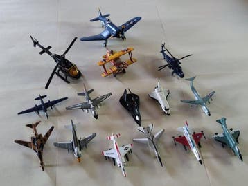 Divers - Avion-jouet