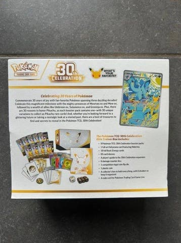 Pokémon - 1 Elite trainer box - Elite Trainer Box - Various, Hobby en Vrije tijd, Nieuw