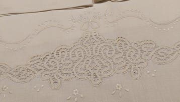 Drap de lit (3) - 230 cm - 270 cm - anciens trousseaux