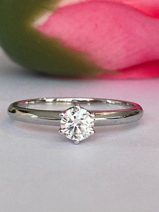 Ring - 18 karaat Witgoud - 0.30ct. tw., Bijoux, Sacs & Beauté, Bagues