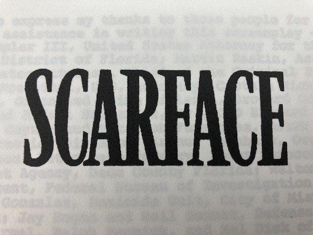 Scarface (1983) - Al Pacino as Tony Montana - Universal, Verzamelen, Film en Tv