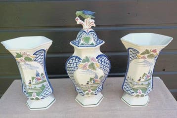 Vaas (3) - Aardewerk - Kaststel Porseleinen Fles