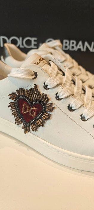 Dolce & Gabbana - Heart patch leather sneakers - Sneakers -, Nieuw