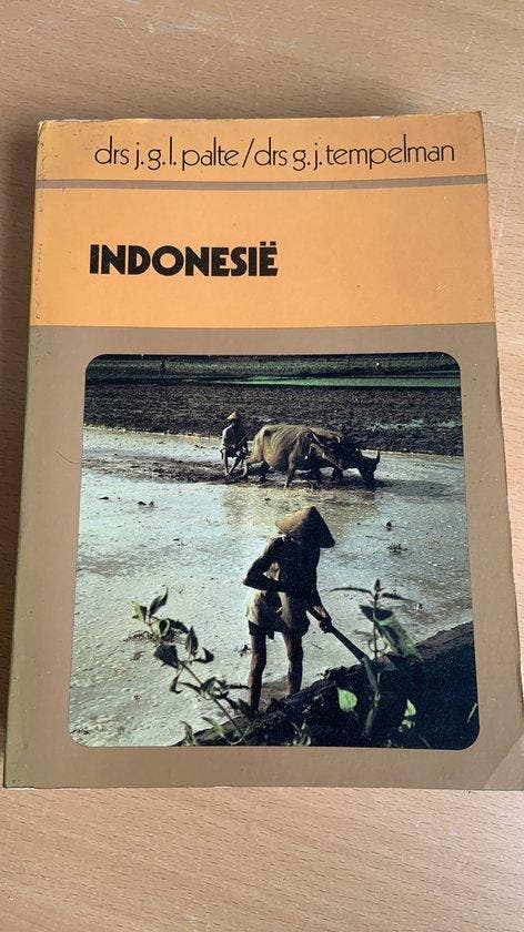 Indonesië - Palte, Livres, Livres Autre, Envoi