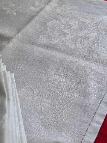 VP ou JVP - Serviette de table (9) - 73 cm - 64 cm, Antiquités & Art