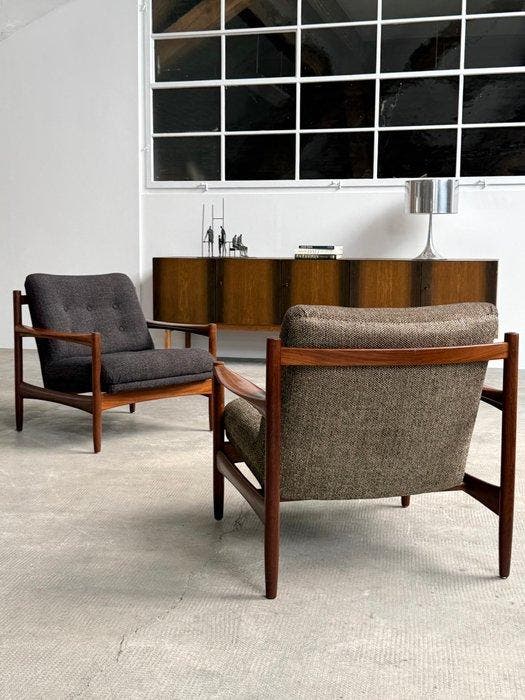 im Stil von Ib-Kofod Larsen - Fauteuil (2) - Teak, Textiel -, Antiquités & Art, Art | Objets design