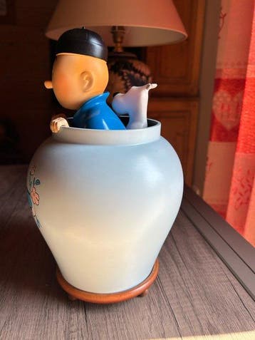 Tintin Potiche Le Lotus Bleu 28 cm