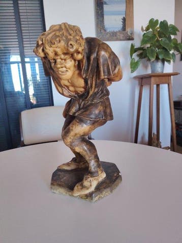 Statue, de Casimodo de la fin 19ème - 42 cm - Plâtre ciré
