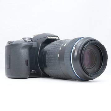 Olympus E-510 + Zuiko Digital ED 70-300mm F4-5.6 + Hood