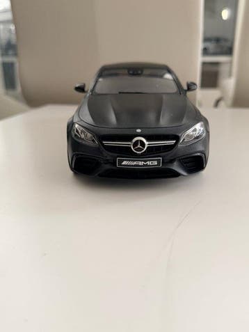 GT Spirit 1:18 - Modelauto - Mercedes-AMG E 63 S Edition 1