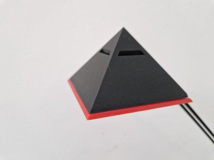 Vrieland - Lampe de bureau - Fer, Plastique, Antiek en Kunst, Kunst | Designobjecten