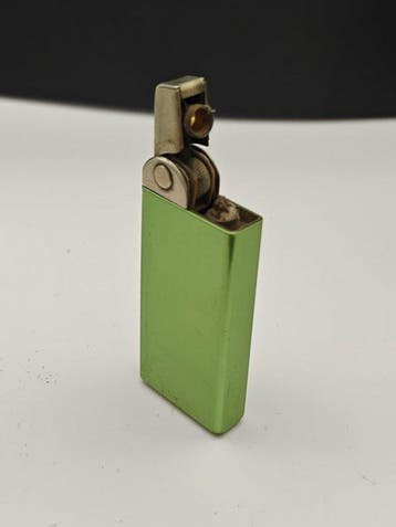 Esprit - Semi Automatic - Aansteker - Chrome Plated