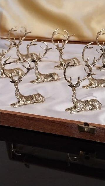 Porte couteau (12) - Cerfs grands models 7 cm longueur -