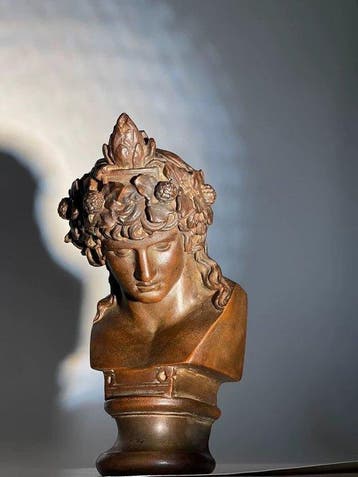 Terracotta, Replica van een oud-Grieks borstbeeld van