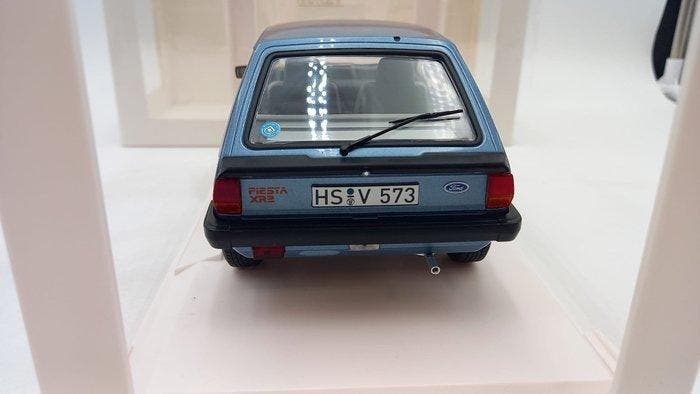 Norev 1:18 - Modelauto - Ford Fiesta XR2 1981 - (cod.Z38), Hobby en Vrije tijd, Modelauto's | 1:5 tot 1:12