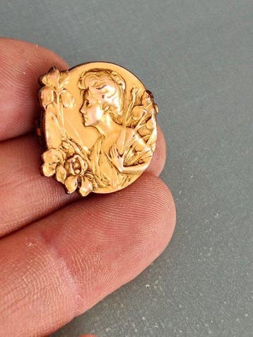 Zonder minimumprijs - Broche Verguld