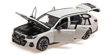Minichamps 1:18 - Model stationwagon - BMW i5 M60 Touring, Nieuw