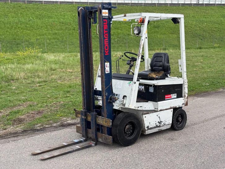 Komatsu Elektrische FB15-5, Articles professionnels, Machines & Construction | Chariots élévateurs & Transport interne, Enlèvement