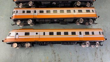 Lima H0 - Modeltrein locomotief (4) - 4-delig treinstel SNCF, Nieuw