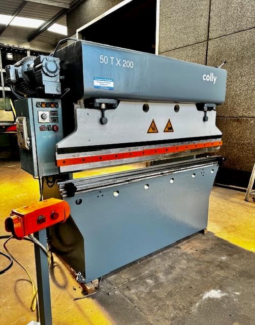 Kantbank / plooibank Colly 50 Ton x 2000 mm, Articles professionnels, Machines & Construction | Travail du métal