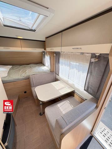 LMC Sassino 430D - 2024, Treinzit, Tot en met 3, Dwarsbed, Voortentlamp