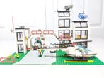 Lego Set - 6398 - City, Classic Town - Police Station -