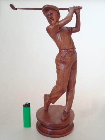 Sculpture, Golfer in full swing - 35 cm - Bois