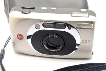 Leica Z2X Compact Point & Shoot Film Camera with leather