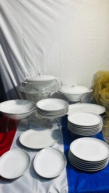 Eschenbach - Service de table (27) - Porcelaine