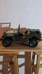 Hachette 1:8 - Voiture de sport miniature - Jeep Willys
