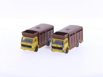 Schaal 1:100 2x Majorette Mercedes Benz 254 Dallas Ewing..., Ophalen of Verzenden, Gebruikt