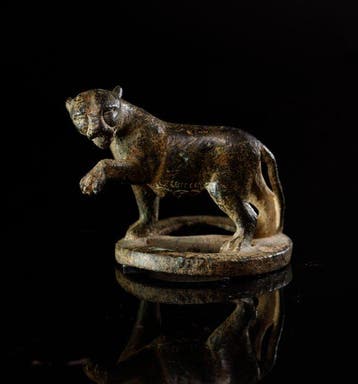 Roman bronzen Bacchische panter samen met Spaanse