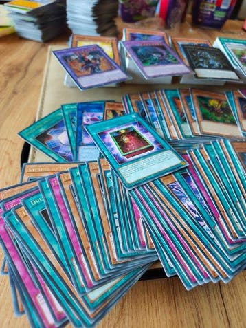 Konami - 450 Bulk kaarten - Yu-Gi-Oh! Foil, Parallel card, Nieuw