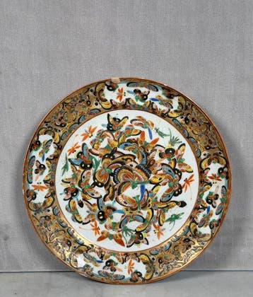 Assiette (4) - Porcelaine - Assiette en famille rose