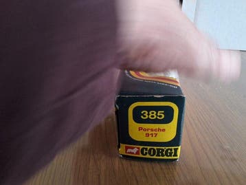 Corgi 1:43 - Voiture miniature - Porsche 917 - dans