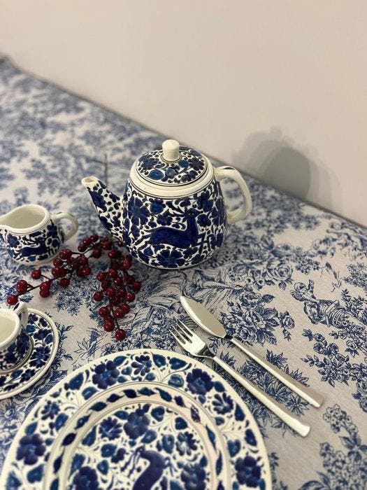 Tafelkleed Toile de Jouy voor grote tafels. Franse elegantie, Antiek en Kunst, Antiek | Meubels | Tafels
