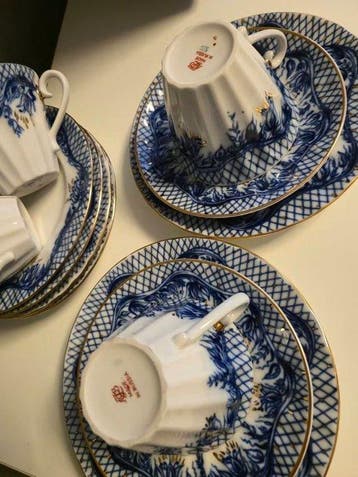 Lomonosov Imperial Porcelain Factory - Service à thé et café
